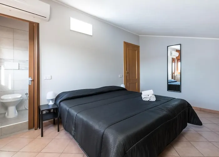 Travelershome Ciampino&morena Rom