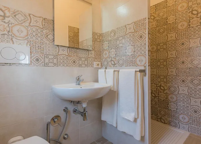 Travelershome Ciampino&morena 4*
